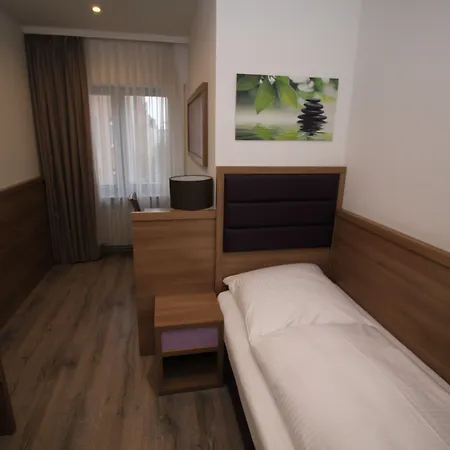 Slamba Hostel-2