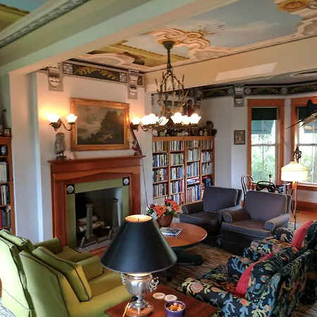 Roanoke Island Inn-3