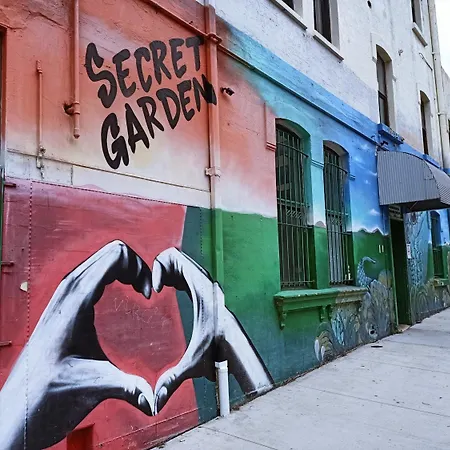 Secret Garden Backpackers, Sydney-2