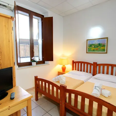 Hostel Marina-2