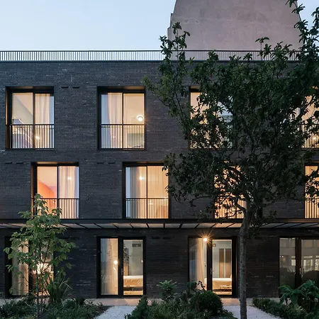Deskopolitan House-3