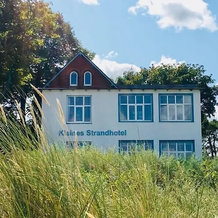 Kleines Strandhotel-3