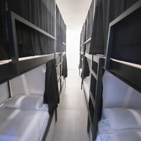 Hostel Myd La Latina-2