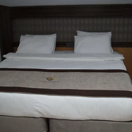 Demosan Hotel Hilden-3