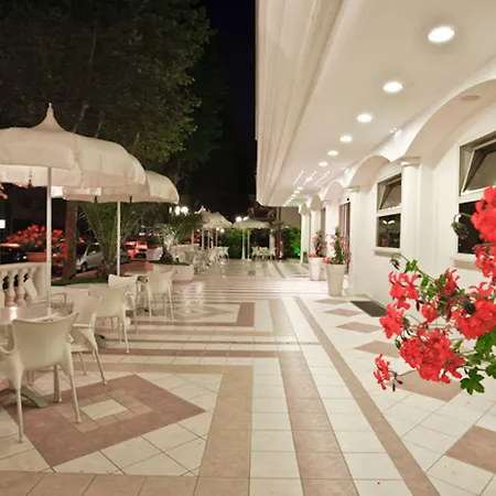 Hotel San Carlo Cesenatico-3