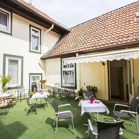 Hotel Deutsches Haus-3