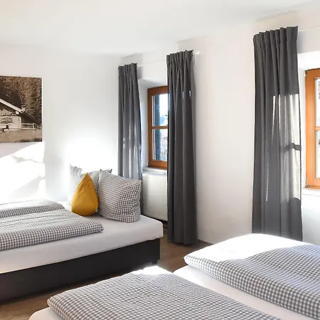 Alps Hostel-2