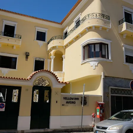 Yellow Inn Aveiro-2