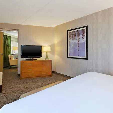 Hotel Auburn Hills-3
