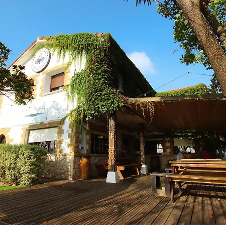 Latas Surf House-2