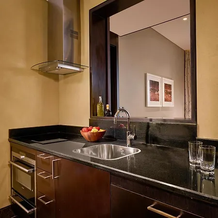 Grand Hyatt Abu Dhabi Hotel & Residences Emirates Pearl-2