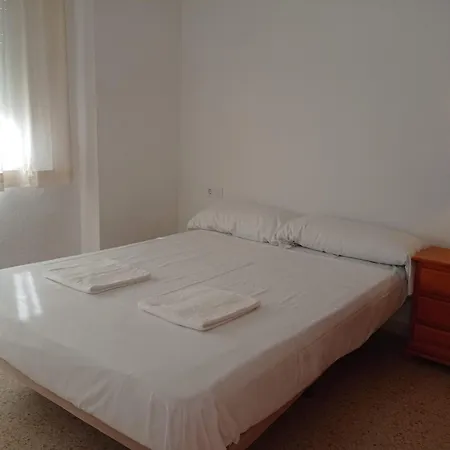 Apartamentos Bonaire 1ª Linea Wifi Solo Familias Serviplaya-3