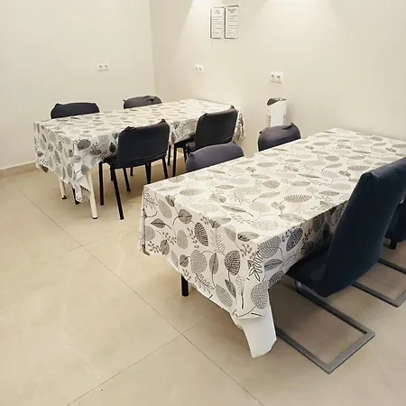 Hostel Oasis-2