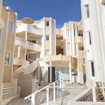 R2 Maryvent Beach Apartments-2