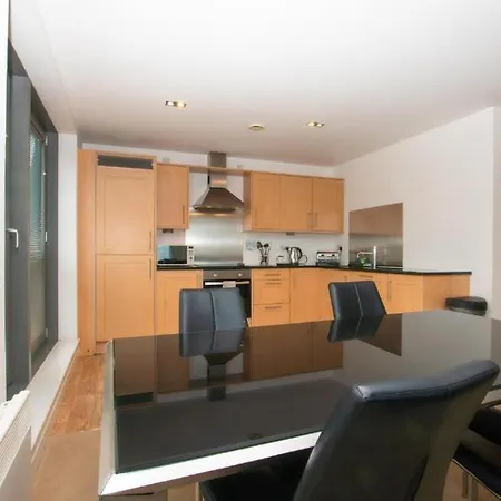 Britannia Apartments-2