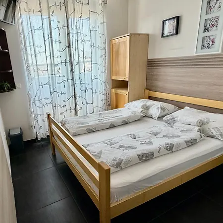 Hostel Moving-2