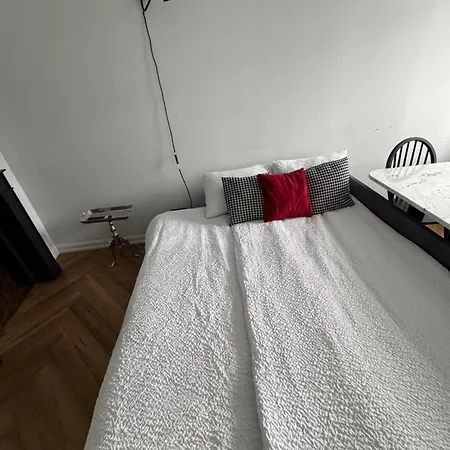 Miro Rooms Skolas - Quiet Chic, Free Parking, Self Check-In-2