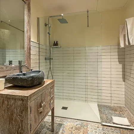 La Bodega Suites-3