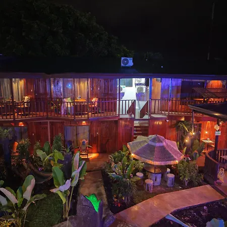 Poshtel Arenal-2