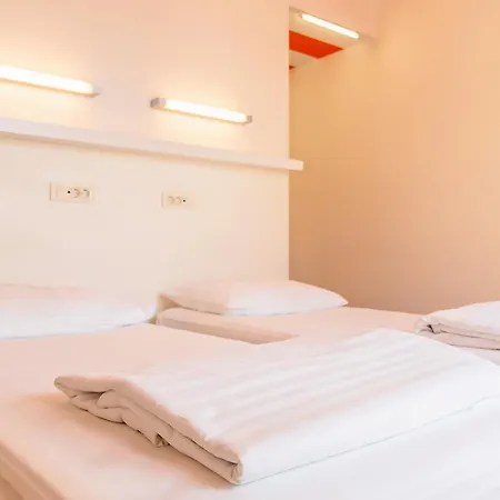 Boutique Hostel Forum-3