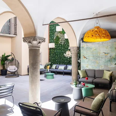 Rego Apartments San Tomaso - Boutique Aparthotel With Some Off-Site Apartments In A Charming Historic District Close To Upper Town-2