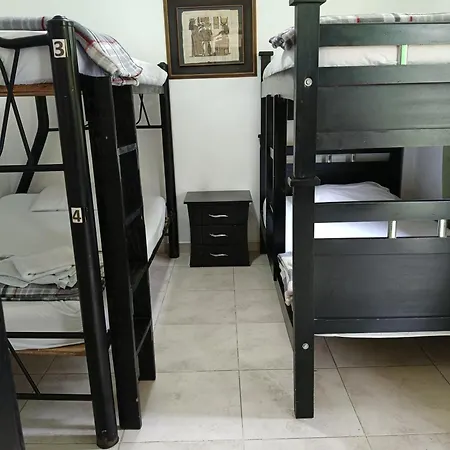 Hostal y Camping Los Girasoles-3