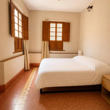 Hotel Meson Cuevano-3
