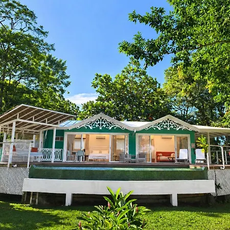 Tortuga Lodge & Gardens By Boeena-2