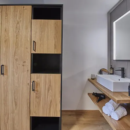 Chalet Wallehen By We Rent, Ski-In & Ski-Out-2