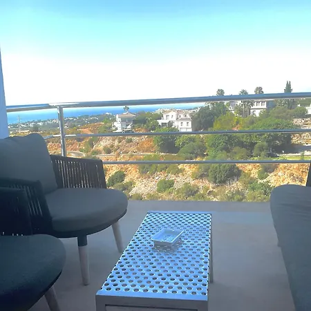 Marbella Boutique Art Suites-3