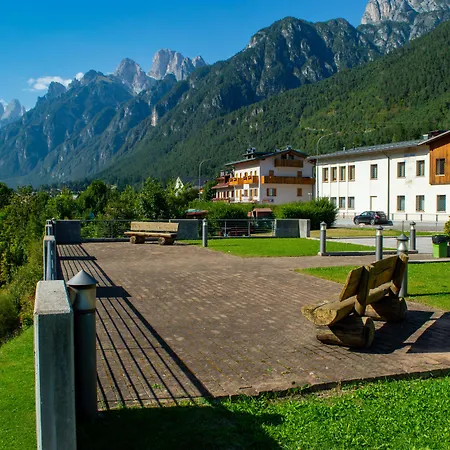 Hotel Serena - Tre Cime Views-3