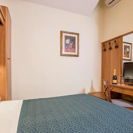 Hotel Trastevere-3