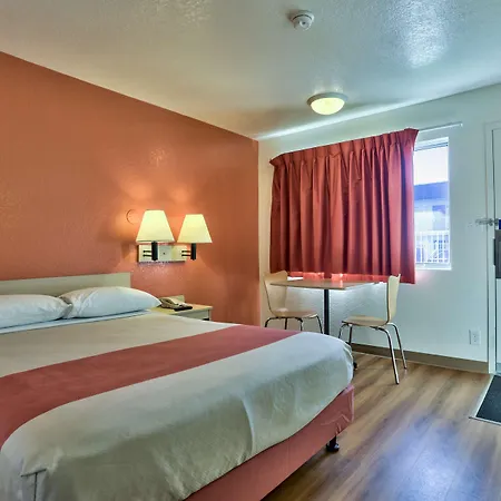Motel 6-Flagstaff, AZ - Butler-2