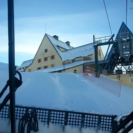 Alberg Núria Xanascat-2