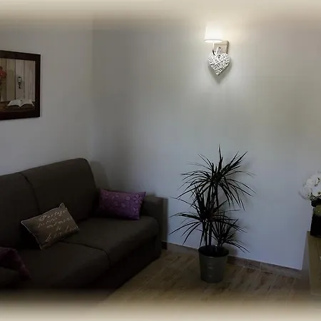 Just House-2