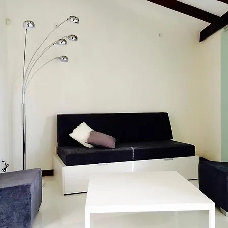 Roisa Suites-3