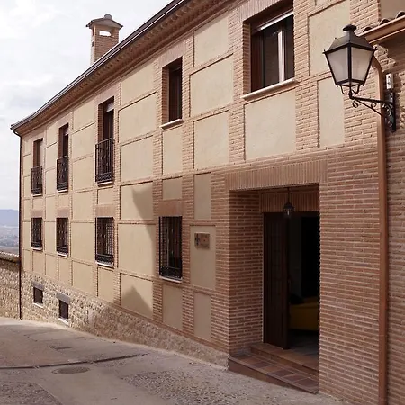 Casas De Valois-3