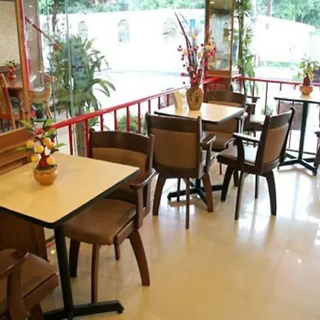 Honey House 2-3