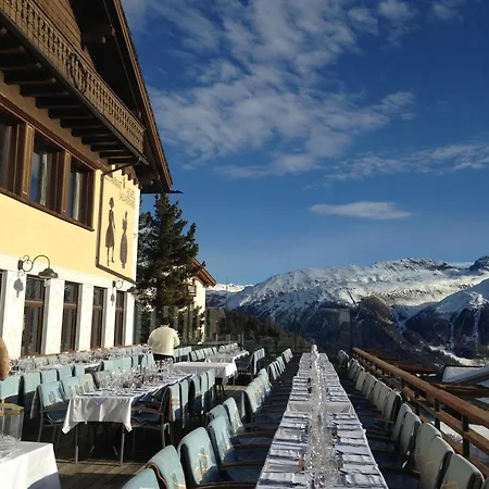Hotel Salastrains-2