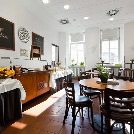 Kolping Hostel Trier im Warsberger Hof-3