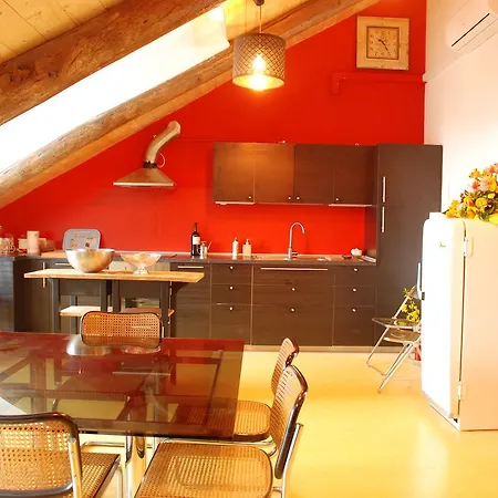 Attic Hostel Torino-3