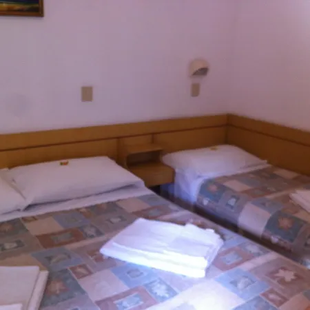 Hotel Italia-2