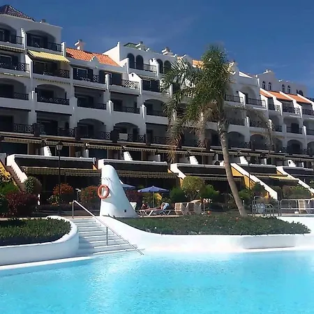 Apartamentos Rocas del Mar-3