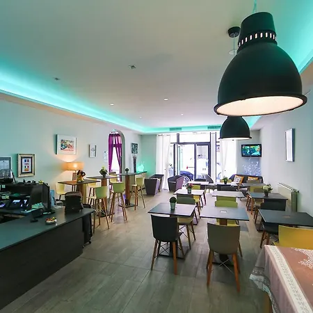 Hotel Cannes Croisette-3