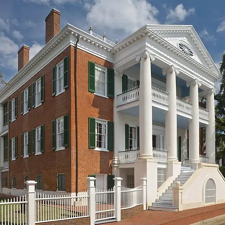 Choctaw Hall Bed & Breakfast-3