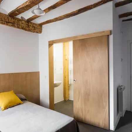 Hostel.B-3