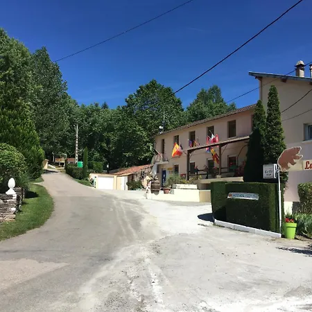 Les chambres et studios Camping Parc de Paletès-2