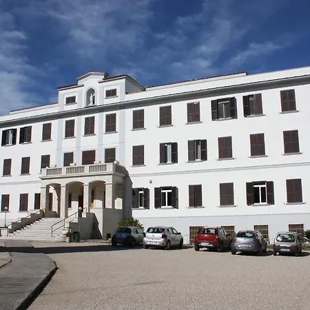 Ostello Villa Monte Mario-2