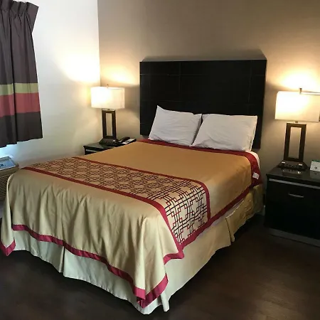 Manhattan Inn & Suites-3