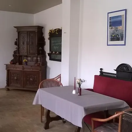 Hotel Zum Weinberg-3
